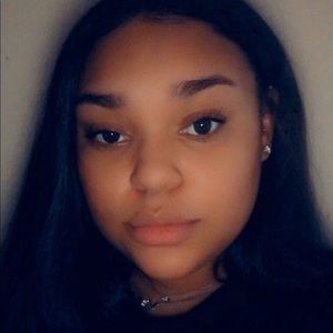 Meet your Posher, Priscilla